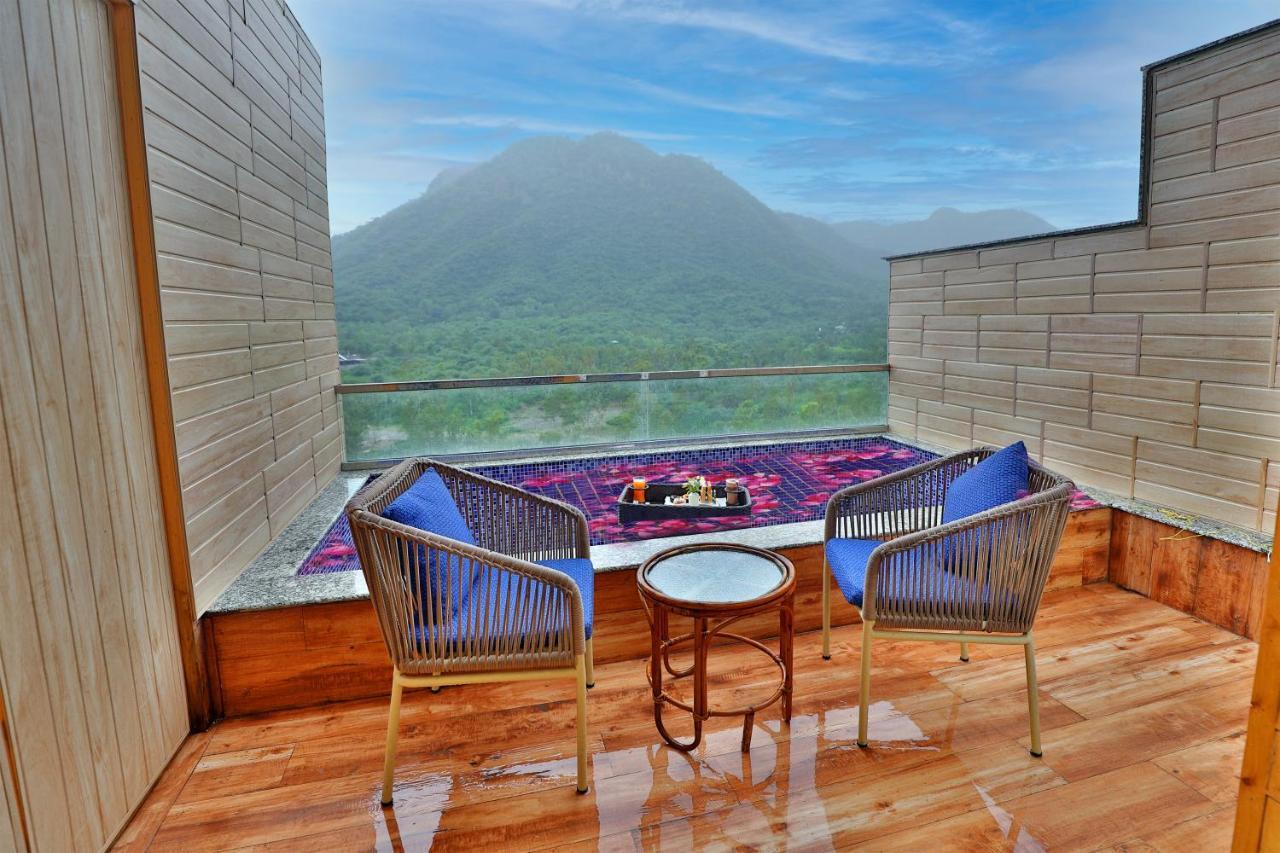 Bamboo Saa Resort & Spa - Udaipur Exteriör bild