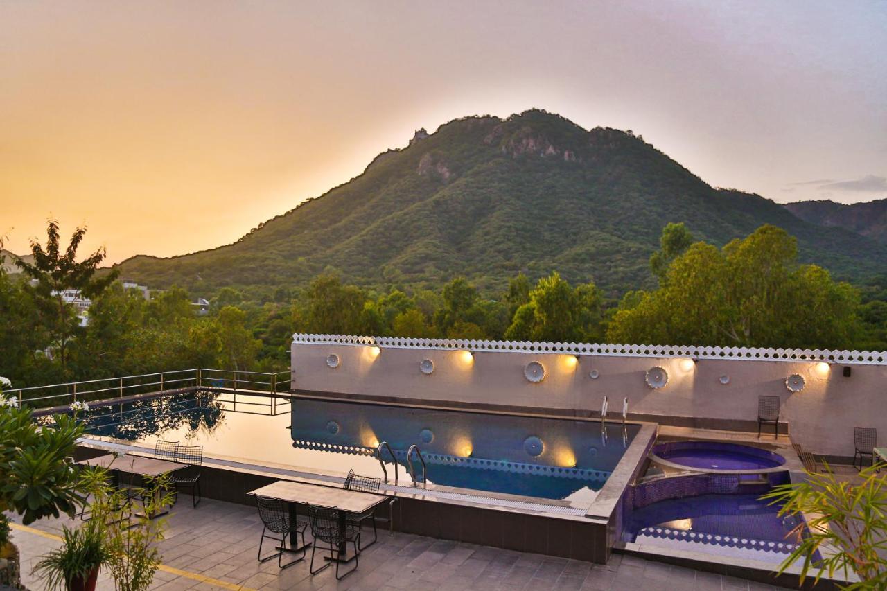 Bamboo Saa Resort & Spa - Udaipur Exteriör bild