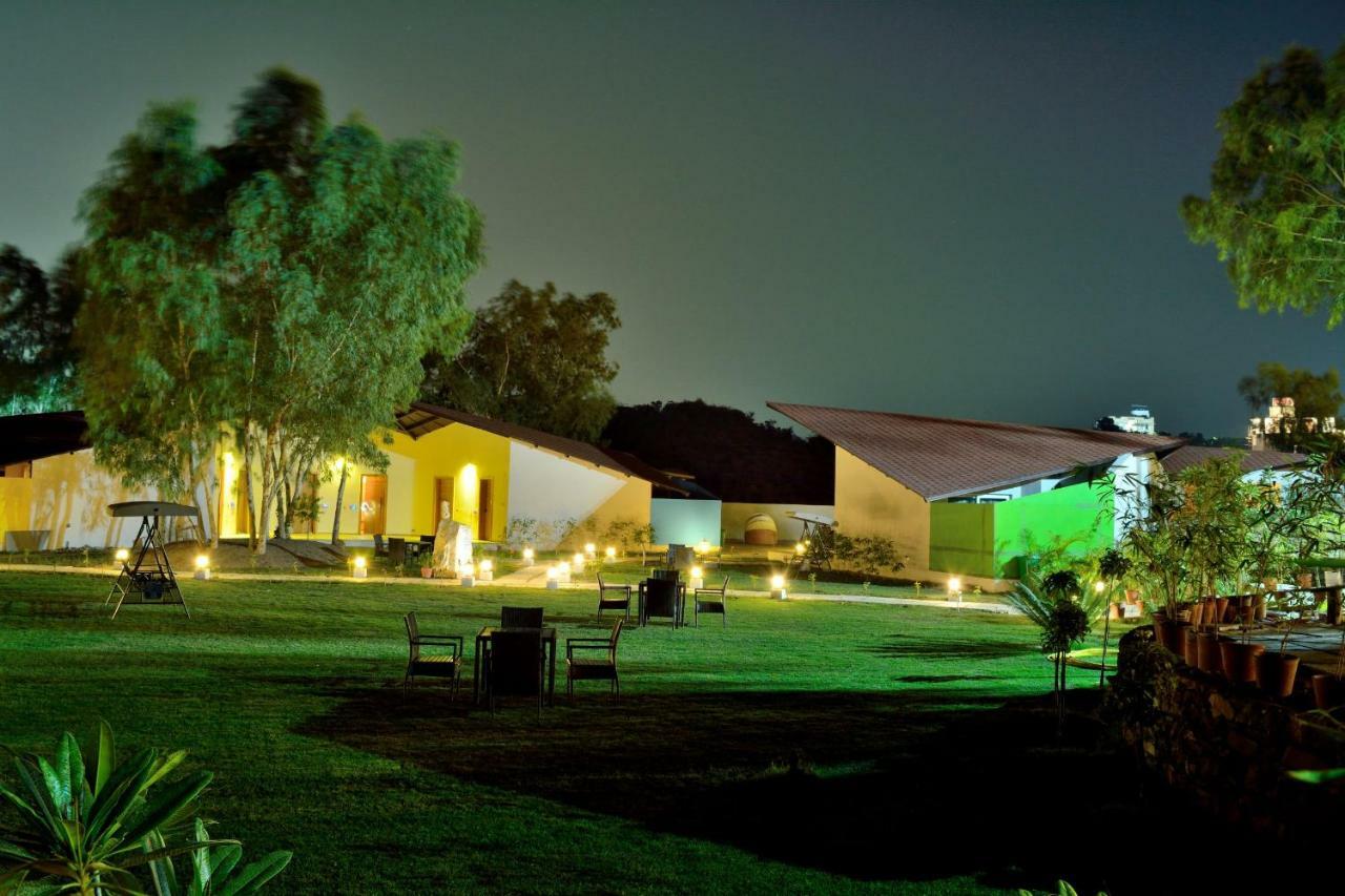 Bamboo Saa Resort & Spa - Udaipur Exteriör bild